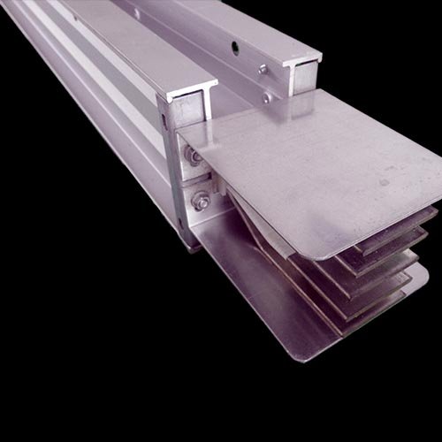 低(dī)壓三(sān)相五(wǔ)線(xiàn)1600a密集型母線(xiàn)槽