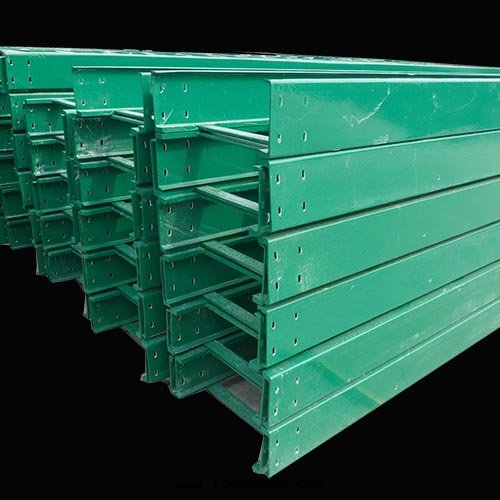 玻璃鋼(gāng)槽式大(dà)跨距橋(qiáo)架