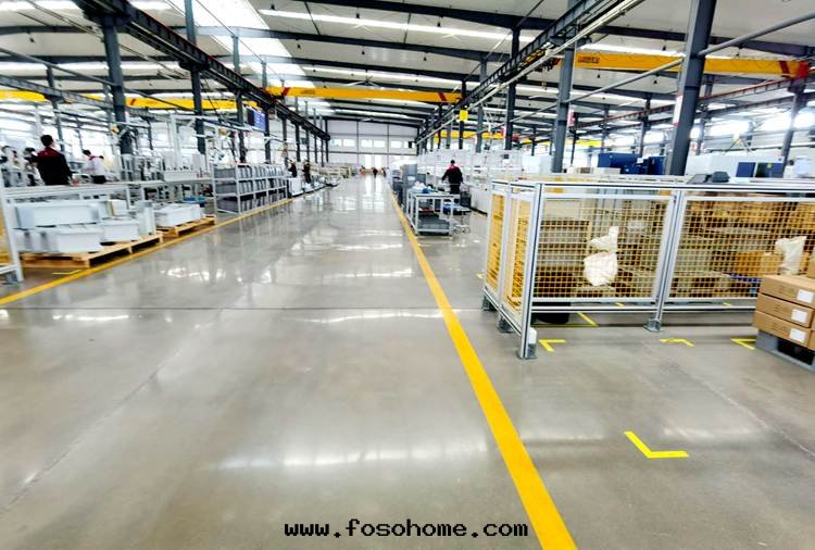 威图(tú)生(shēng)産車間(jiān)